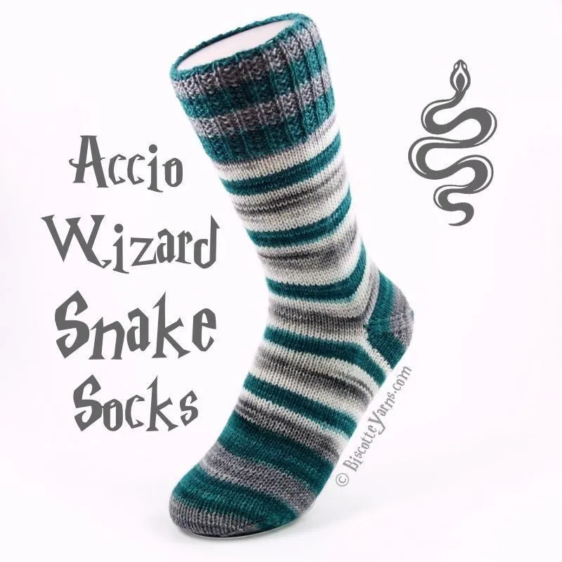 ACCIO WIZARD SOCKS PATTERN