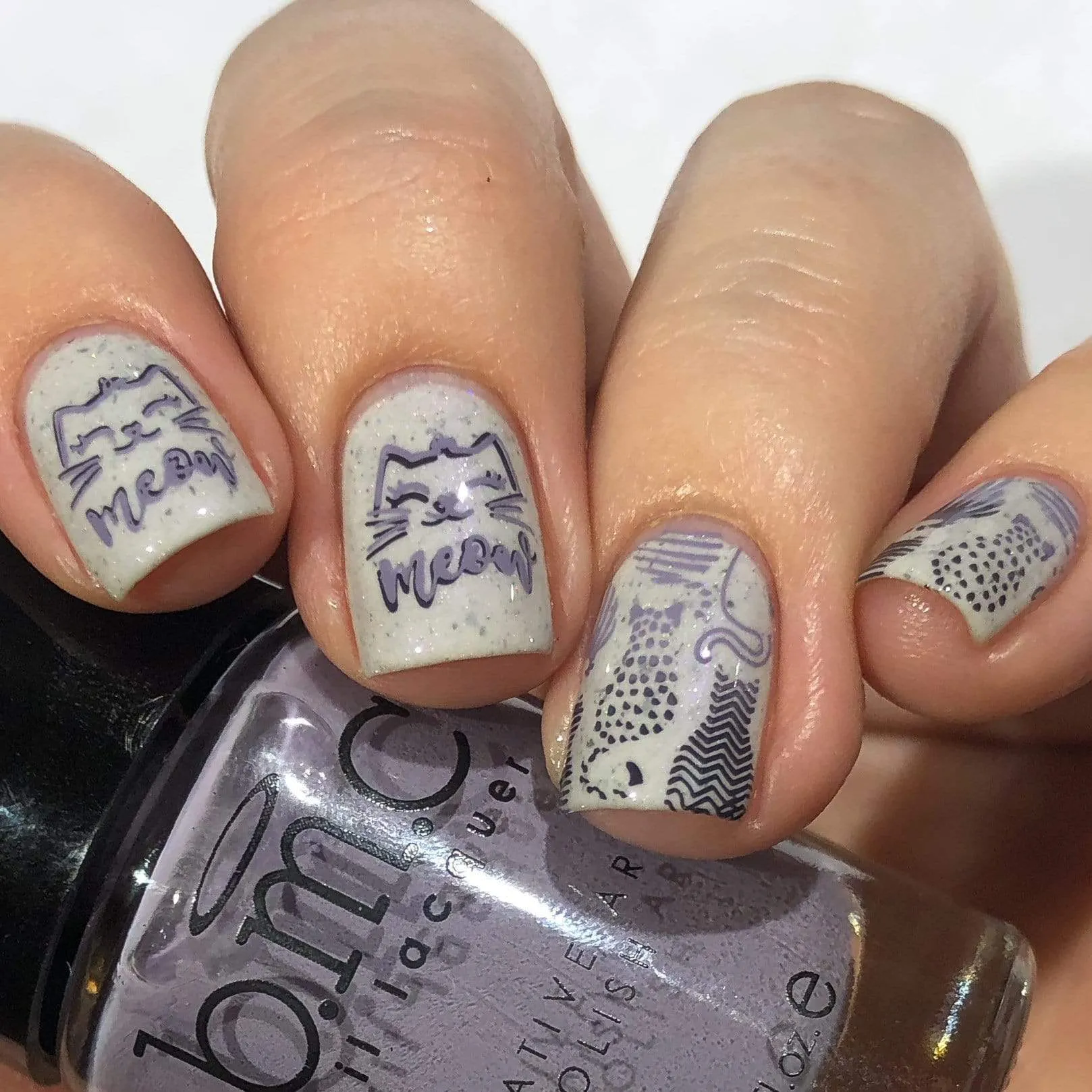 Artist Collaboration: MrsWhite8907 (m006) - Nail Stamping Plate