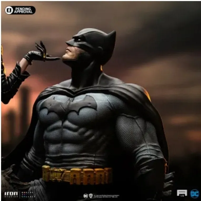 Batman And Catwoman DC Comics Diorama Scale 1/6