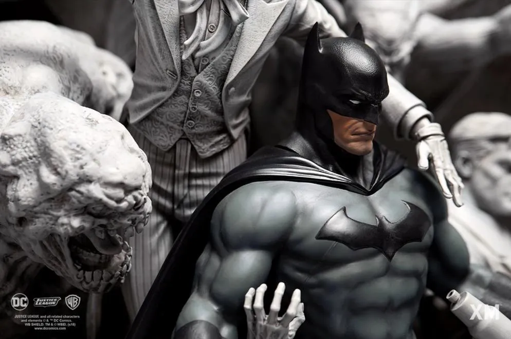Batman Sanity 1/6 Scale Epic Series Diorama - Smoke Version