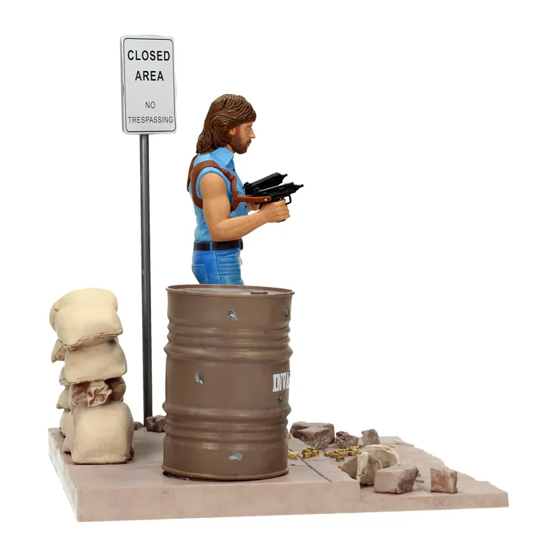 MOVIE ICONS: INVASION U.S.A. Matt Hunter 7-Inch Figure