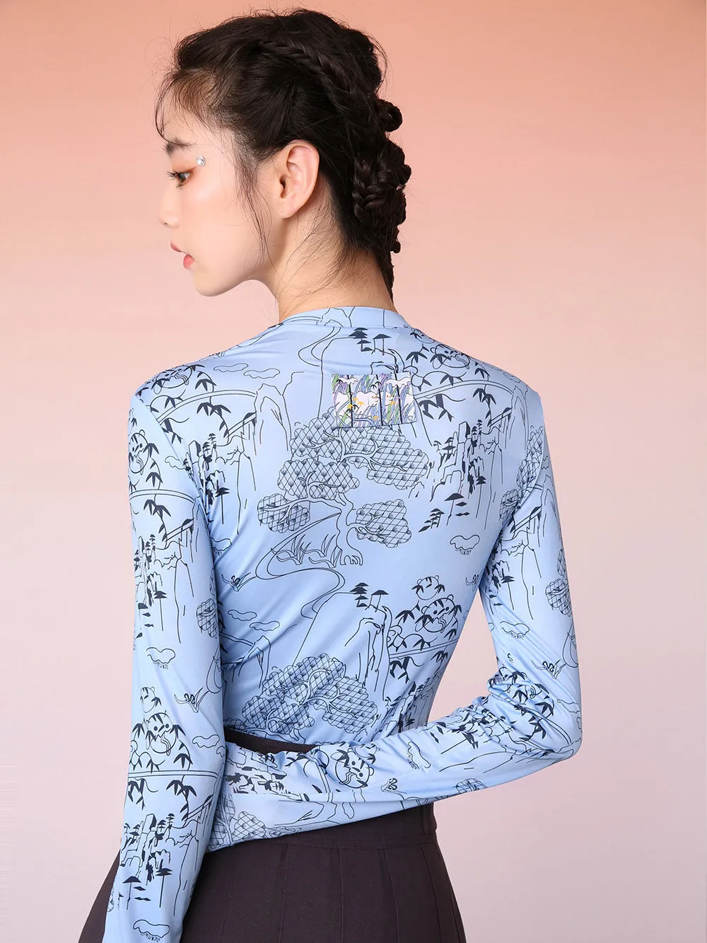 MUKZIN Artist Collaboration Graphic Blue Bottoming Shirt