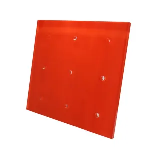 Omi Wall - Red