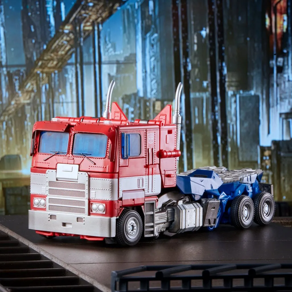Transformers: Masterpiece Movie Series - Bumblebee (2018) - MPM-12 Optimus Prime Action Figure F1818