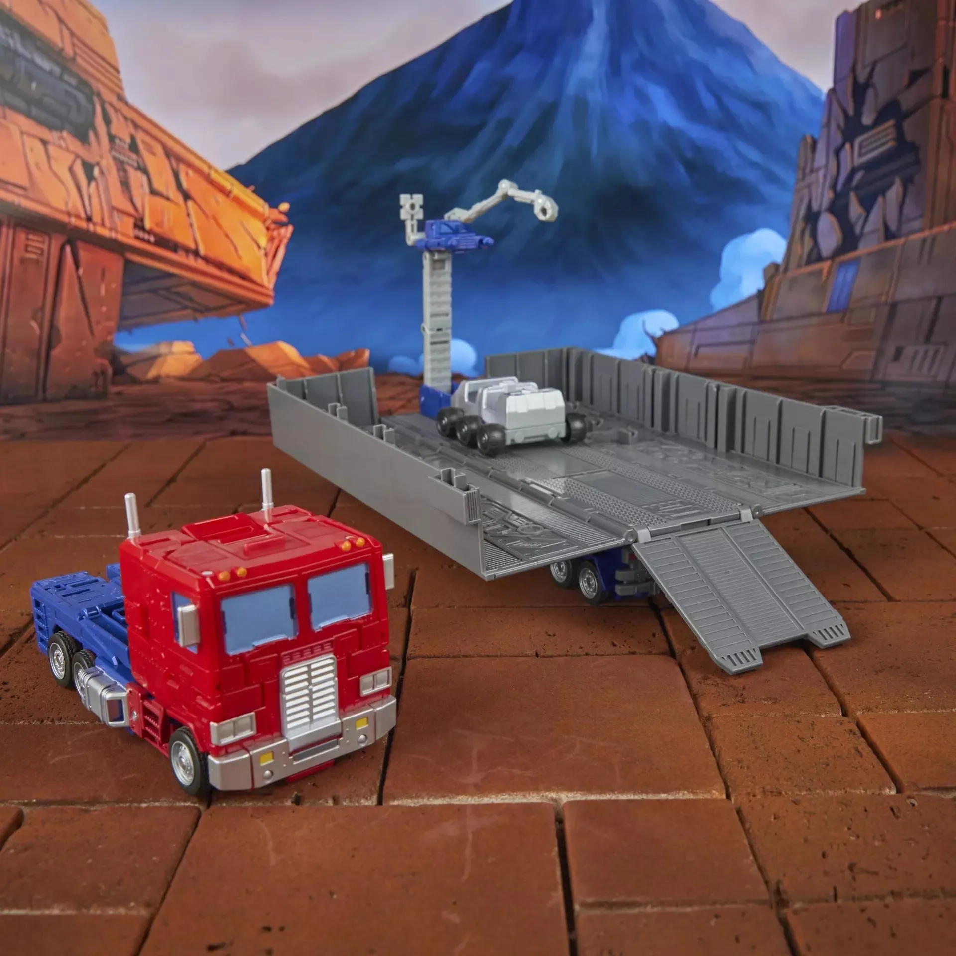 Transformers: Studio Series 86-31 - Commander Class Optimus Prime Action Figure (F8514) LAST ONE!