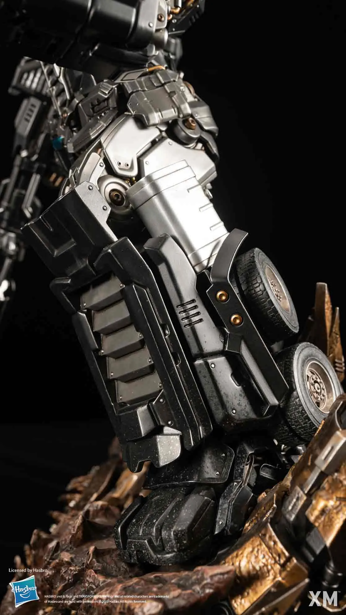 XM Studio Nemesis Prime 1/10 Scale
