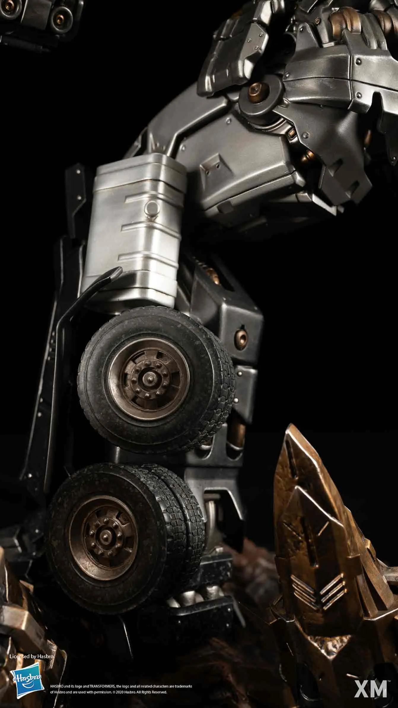 XM Studio Nemesis Prime 1/10 Scale